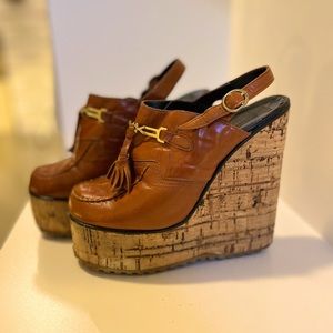 Vintage Argentina leather platforms